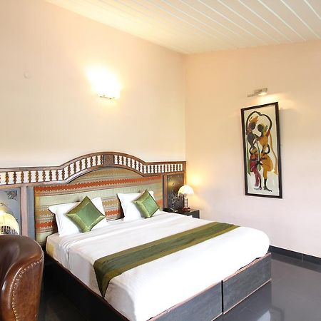 Treebo Trend Royal Inn Mysore Exteriör bild