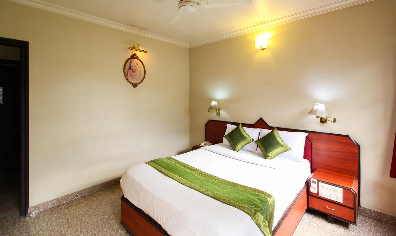 Treebo Trend Royal Inn Mysore Exteriör bild