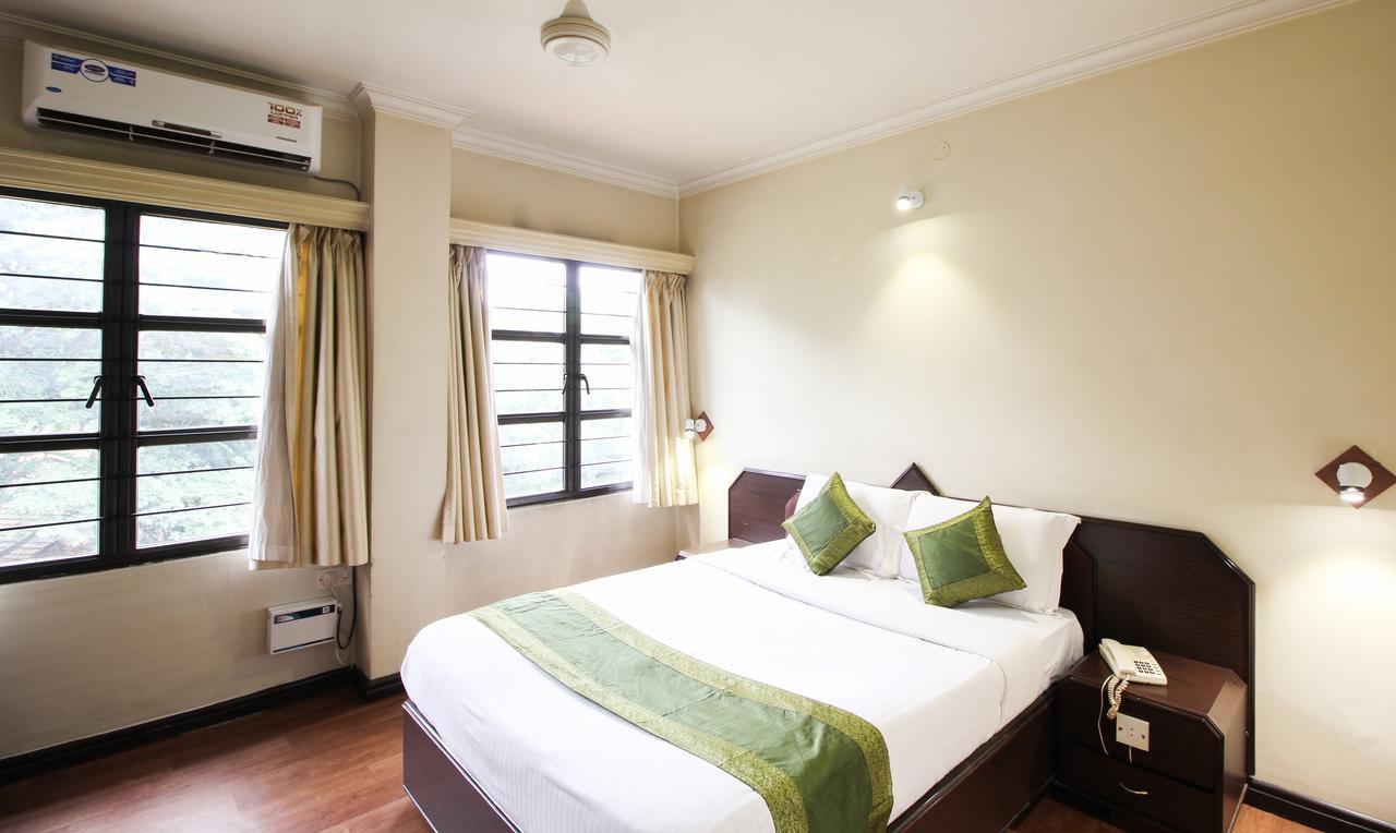 Treebo Trend Royal Inn Mysore Exteriör bild